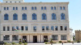 Konstitusiya Məhkəməsinə məxsus 8 maşın hərracda satılacaq