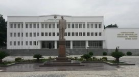 Saatlıda icra hakimiyyətinin binasının qarşısında nalayiq ifadələr işlədən şəxs həbs edilib