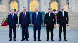 Prezident Daşkənddə İslam Sivilizasiyası Mərkəzi ilə tanış oldu