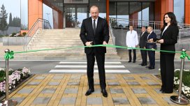 Prezident dərman preparatları istehsalı müəssisəsinin açılışında iştirak etdi - FOTO