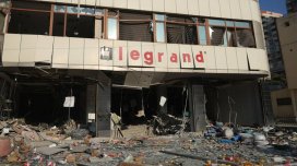 Bakıda partlayış olan ofisdən FOTOLAR