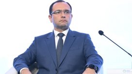 Nazir direktoru işdən çıxardı - FOTO