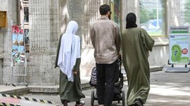 Sığınacaq müraciətləri rədd edilmiş bir milyon insan Almaniyada yaşamağa davam edir