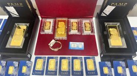 İstanbuldan Bakıya 2 milyonluq qızıl-brilyant keçirmək istədilər - FOTO