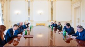 Prezident Birləşmiş Krallığın müdafiə üzrə dövlət nazirini qəbul etdi - FOTO