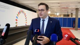 Rusiya Atlantik okeanının iki sahili arasında ziddiyyət yaratmağa çalışır - Çex nazir