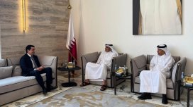 
Hikmət Hacıyev Qətər Əmirinin milli təhlükəsizlik üzrə müşaviri ilə görüşdü