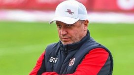 "Neftçi"nin yeni baş məşqçisinin maaşı açıqlandı