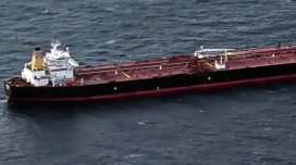 Rusiya neft tankeri qeyri-adi marşrutla Çinə çatdı