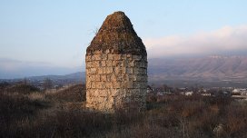 Xocalı türbəsinə bitişik məqbərə yeri aşkar edildi