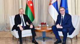 Aleksandar Vuçiç İlham Əliyevi təbrik etdi
