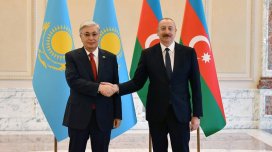 Tokayev Azərbaycan Prezidentinə zəng etdi
