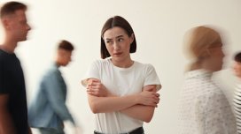 Uzunmüddətli subaylığın təhlükələri müəyyən edildi