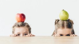 Alma, yoxsa armud: Hansı daha çox qida maddəsi ehtiva edir?