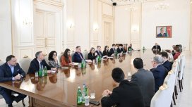 
Prezident ABŞ Ticarət Palatasının nümayəndə heyətini qəbul etdi - FOTO