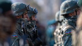 23 hərbi qulluqçu cəzadan azad edilib