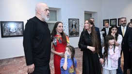Leyla və Arzu Əliyevalar Tiranada sərgi açılışında - FOTOLAR
