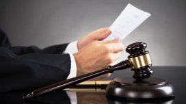 Vəzifəli şəxsin ölkədən çıxışına məhdudiyyət qoyuldu