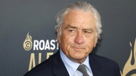 Robert De Niro Trampdan qurtulmağa çağırdı: "O, ölkəni dağıdır"