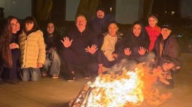 Prezident ailəsi ilə tonqal ətrafında - FOTO