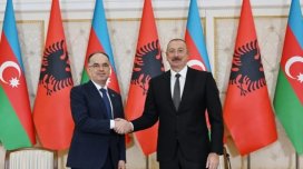 İlham Əliyev Albaniya Prezidentinə qətiyyətli mövqeyinə görə minnətdarlıq etdi
