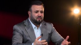 "Atam yaşda sənətçini hər gün efirdə görəndə utanıram"