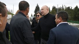 &ldquo;Yaxşı nümunə göstərirsiniz, gərək əhali artsın&rdquo; - Prezidentdən 6 uşaqlı ataya