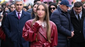 Alena Əliyeva Novruz yarmarkasında - FOTOLAR