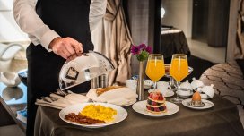 &ldquo;Gilavar&rdquo; kafesi hərraca çıxarılır