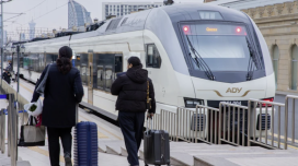 Qatar və vağzallarda elektron siqaret çəkəmlərə cərimə tətbiq olunacaq