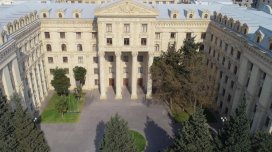 
Rəsmi Bakı ABŞ və İran arasında elan edilmiş atəşkəsi alqışlayır