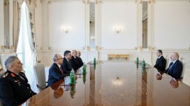 Prezident Türkiyənin daxili işlər nazirini qəbul edib - FOTOLAR