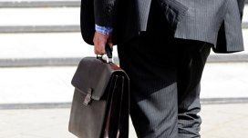 Torpaqları dəyərindən ucuz satan vəzifəli şəxsə cinayət işi açıldı