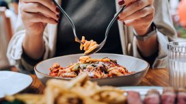 Arıqlamaq üçün ən yaxşı şam yeməyi - Üç diyetoloq açıqladı