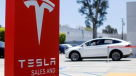 Risk sevənlər üçün əyləncə: Sərnişinlər "Tesla" robotaksidən şikayət edir