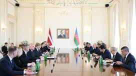 Prezidentlər mətbuata bəyanatlarla çıxış edirlər- YENİLƏNİB