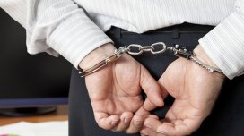 Dövlət Xidmətinin 8 vəzifəli şəxsi rüşvətə görə həbs edildi - BİRGƏ MƏLUMAT
