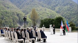 İlham Əliyev və Andrey Babiş mətbuata bəyanatlarla çıxış etdi - YENİLƏNİB