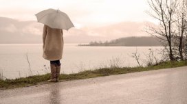 40-50 yaşda tənhalıq insanları sərtləşdirmir: Onları fərqli şəkildə dəyişir