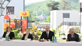 Prezident Zəngilanda sakinlərlə görüşdü, "Zangilan City Park Hotel"in təməlini qoydu -YENİLƏNİB