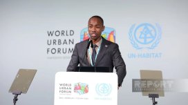 Uqanda WUF13-də gənclərə mənzil sahəsində maliyyə dəstəyinin genişləndirilməsinə çağırış edib