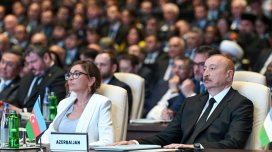 İlham Əliyevlə xanımının tədbirdən FOTOLARI