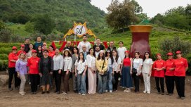 Jurnalistlər üçün çay plantasiyasına mediatur təşkil olunub
