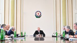Prezident kənd təsərrüfatı məsələlərinə həsr olunmuş müşavirə keçirdi - FOTO