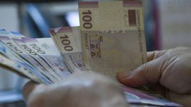 Azərbaycan manatının dövretmə sürəti azalıb