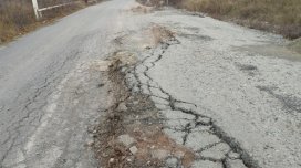 Yağışlardan sonra bərbad halda qalan Bakı yolları