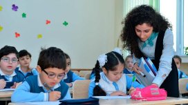 Məktəblilərin yay tətili qısaldılacaq?