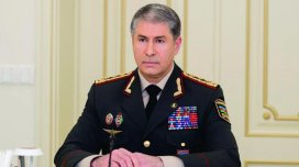 Vilayət Eyvazov daxili işlər orqanlarının şəxsi heyətini Polis Günü münasibətilə təbrik etdi