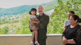 &ldquo;O biri qız hanı? Onunla ayrı çəkdirərik&rdquo;