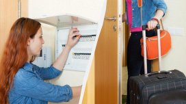 Bu cihazları elektrik şəbəkəsindən ayırmaq böyük səhvdir